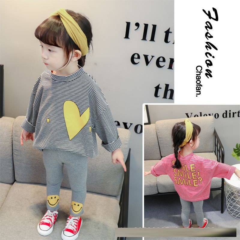 Girl's Cotton Full Sleeves T-Shirt & Pant Set Heart Print - Image 6