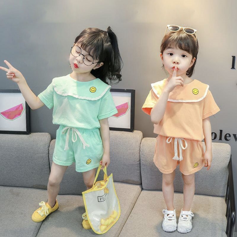 Girl's Half Sleeve Round Neck T-Shirt And Drawstring Elasticated Shorts Set Smiley Print