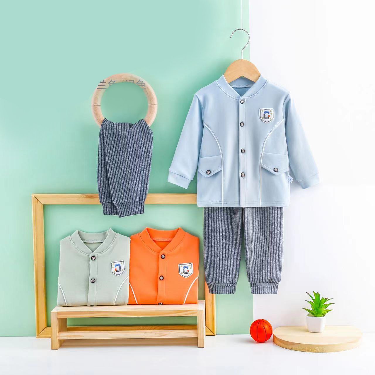 Boy's & Girl's Full Sleeves Cotton Front Open Sweater With Pyjama Pant Warm Clothing Set For Winter