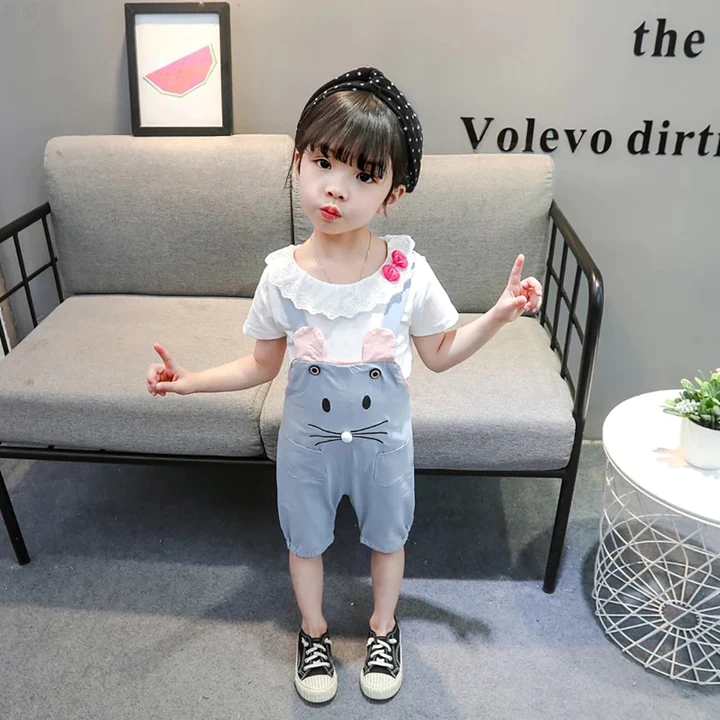 Girl’s Cotton Half Sleeves Round Neck Bow Attached Tee And Dungaree Set Cat Print - Image 4